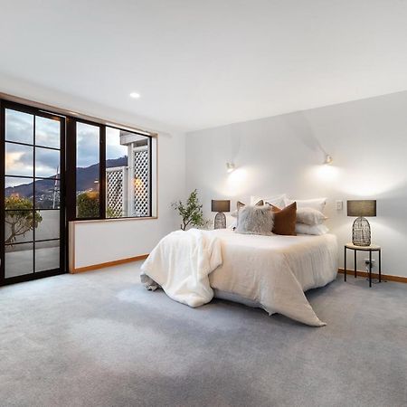 Panoramic Views - 10 Minutes Walk To Town Villa Queenstown Bagian luar foto